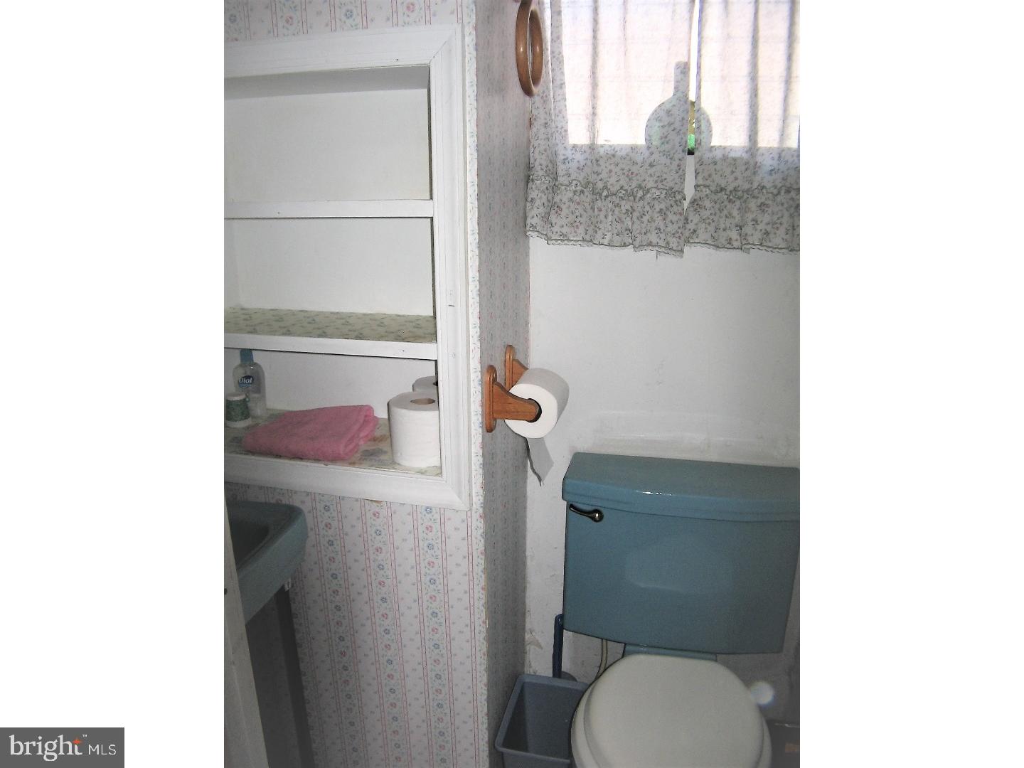12625 Ramer Road Philadelphia, PA 19154 - Photo 19 of 22 Half Bath