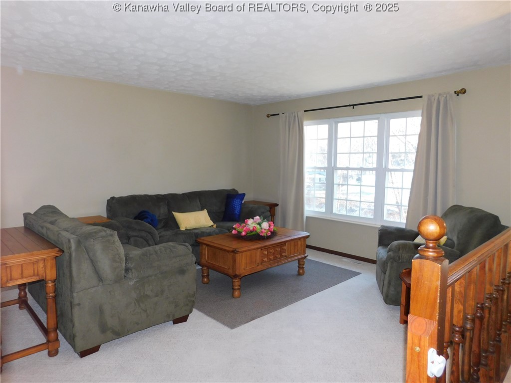 761 Dairy Road Poca, WV 25159 - Photo 3 of 17 Gallery Image 3