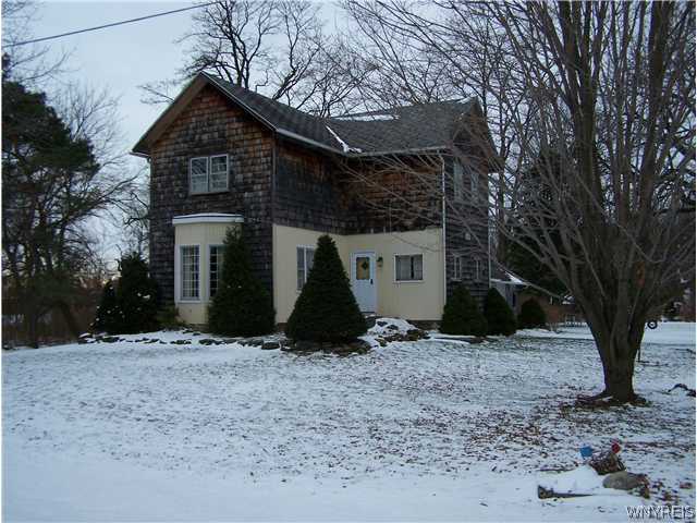 3292 Wilson Cambria Road Wilson, NY 14172 - Photo 1 of 1 Exterior Front