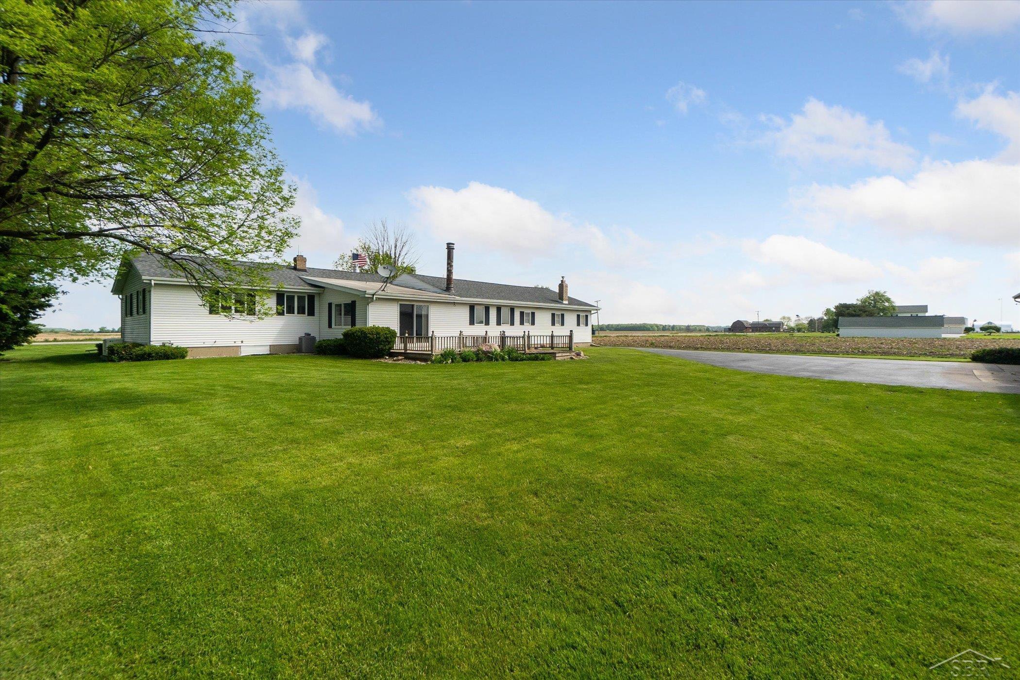 6490 King Road Bridgeport, MI 48722 - Photo 37 of 54