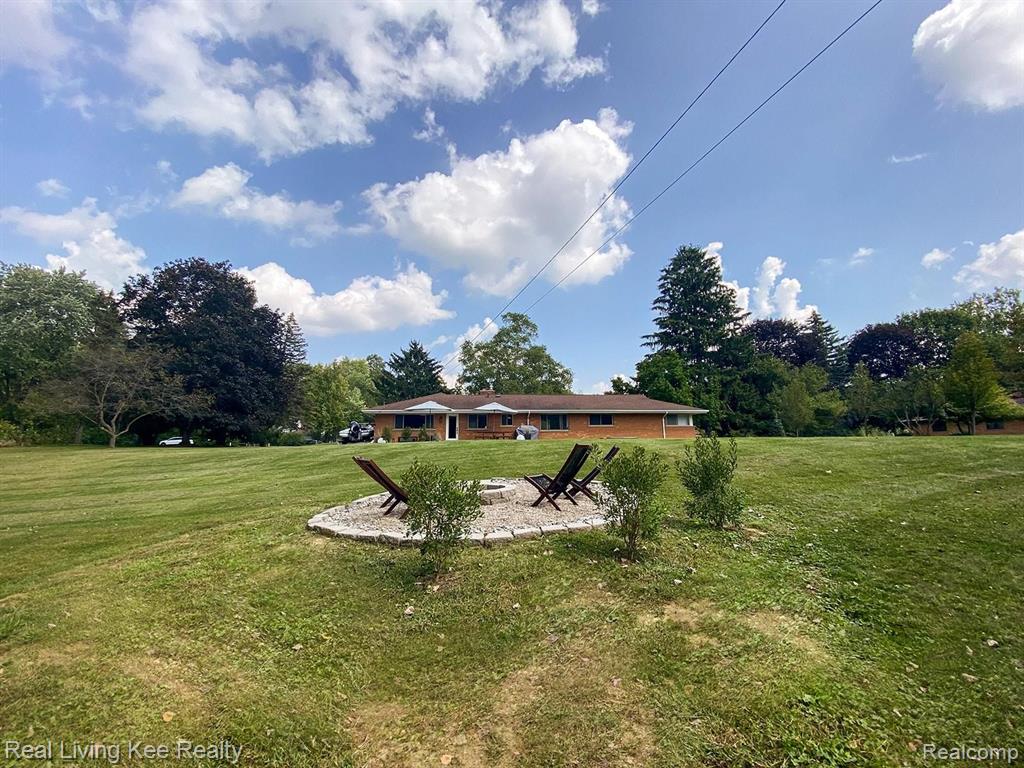 1744 Crooks Road Rochester Hills, MI 48309 - Photo 30 of 34