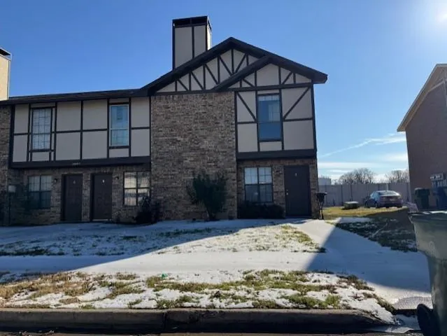 $1,450 | 2802 Wimbledon Court, Unit D, Garland, TX 75041