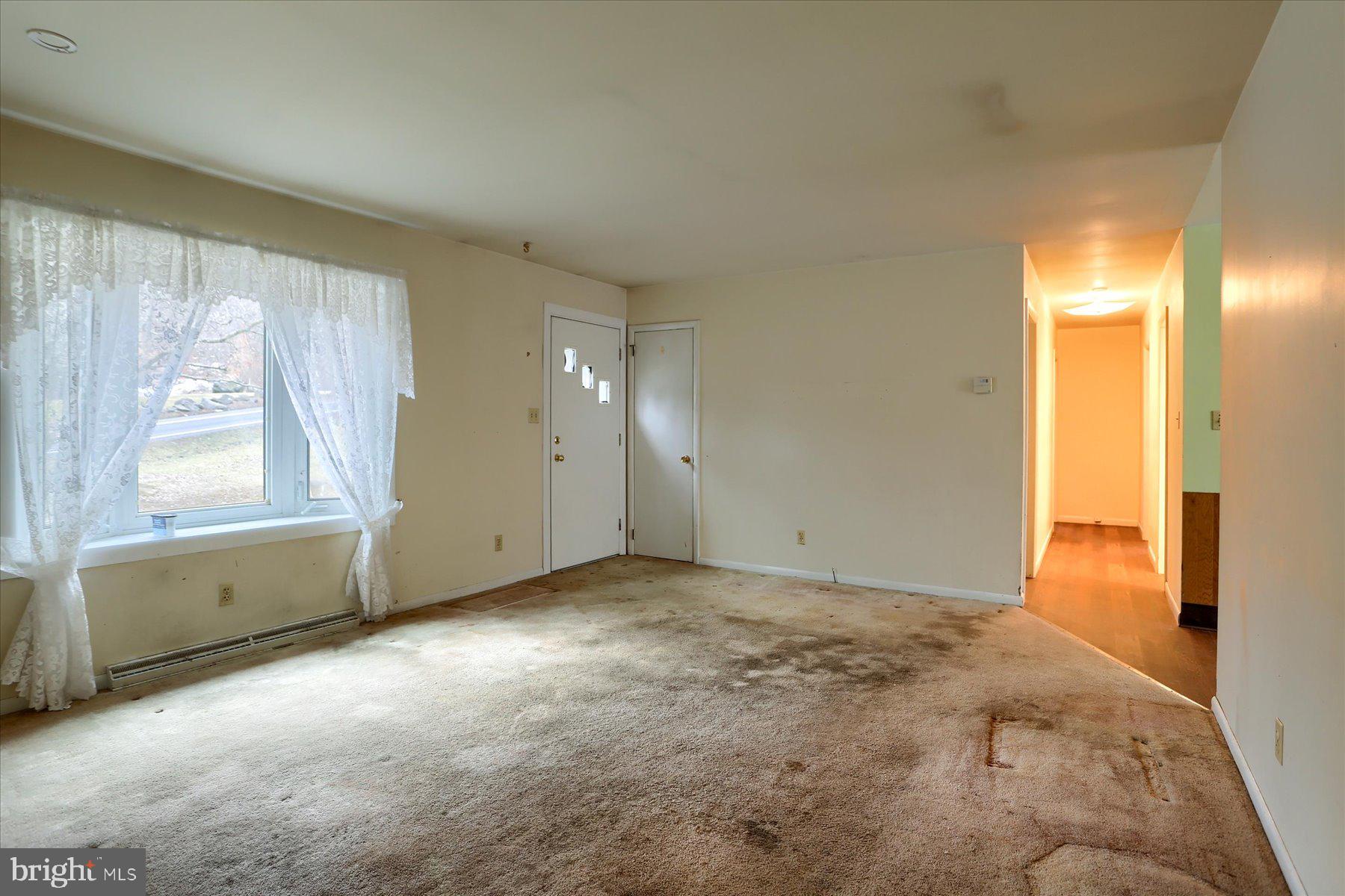 921 Mt Wilson Road Lebanon, PA 17042 - Photo 4 of 27 Gallery Image 4