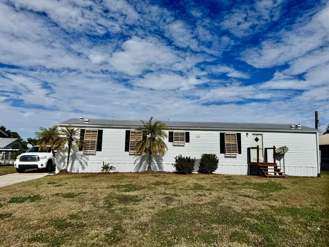 $219,000 | 2305 Southeast 31st Street, Okeechobee, FL 34974