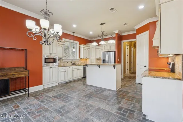 $389,999 | 10 Magnolia Crossing Road, Sumrall, MS 39482