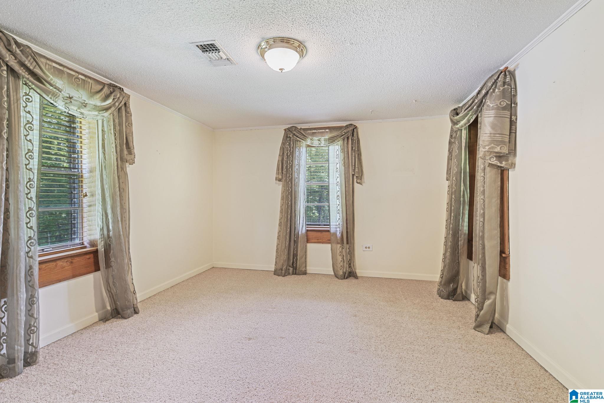 1104 Smith Road Clanton, AL 35045 - Photo 20 of 53