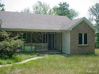 3251 Ray Road Oxford, MI 48370 - Photo 1 of 1 front view
