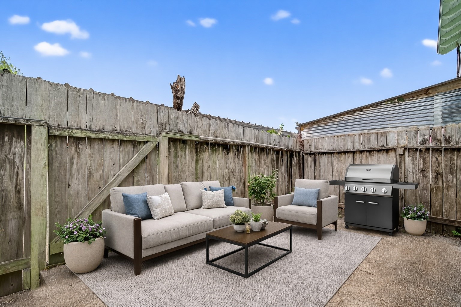 7861 Cook Road Houston, TX 77072 - Photo 20 of 20 Virtually staged to illustrate an outdoor seating and entertaining setup