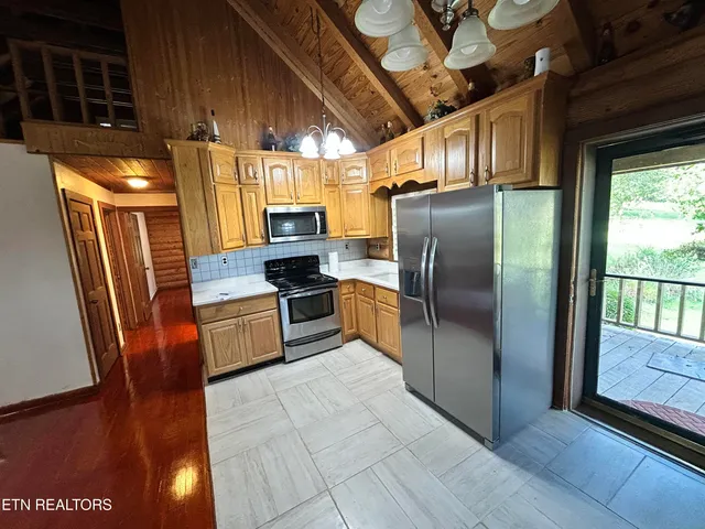 $449,000 | 466 Greene Lane, La Follette, TN 37766