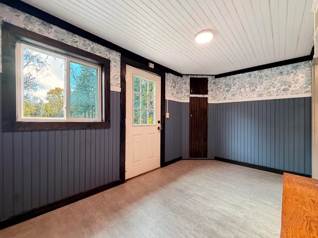 $229,900 | 21 Washington Street, Caribou, ME 04736