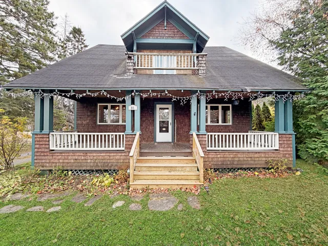 $229,900 | 21 Washington Street, Caribou, ME 04736