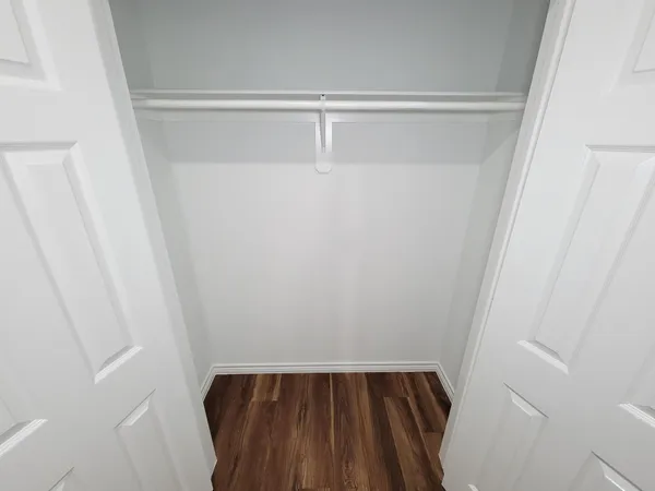 $1,600 | 3201 J P Davis Avenue, Bay City, TX 77414