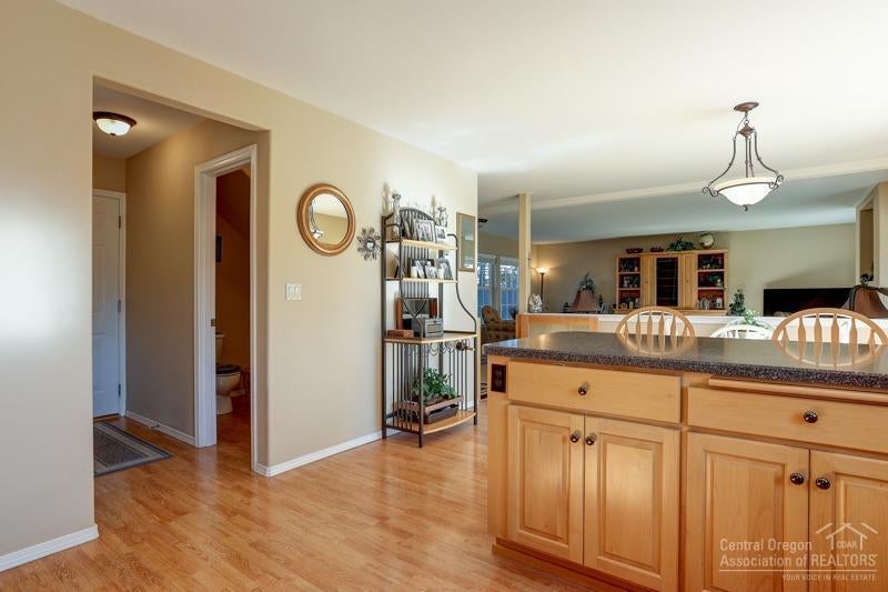 20555 Rolen Avenue Bend, OR 97702 - Photo 10 of 25 Additional Photo