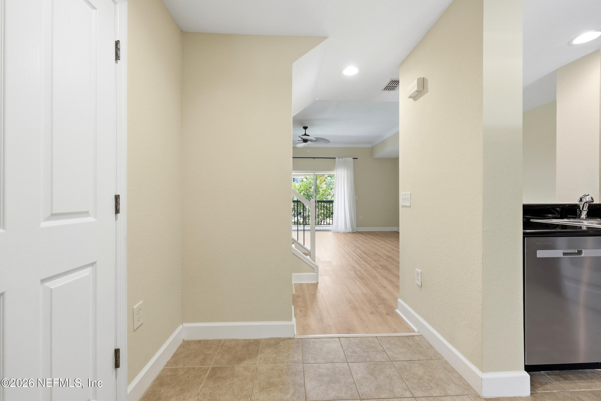 9745 Touchton Road, Unit 1529 Jacksonville, FL 32246 - Photo 25 of 42 2_the real estateographers_002