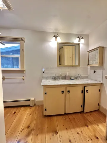 $499,000 | 361 Waldoboro Road, Friendship, ME 04547