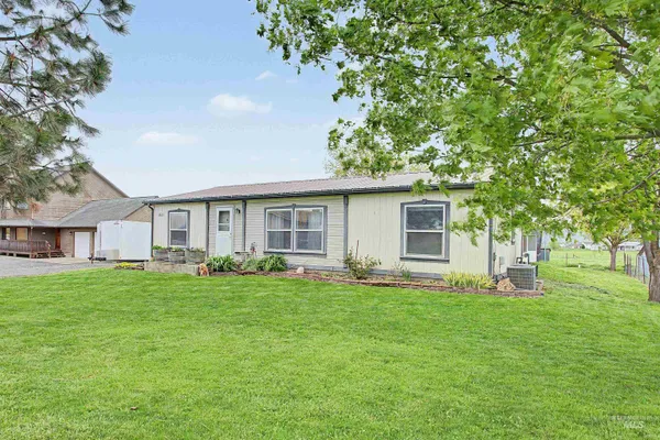 $330,000 | 2221 Cedar Avenue, Lewiston, ID 83501