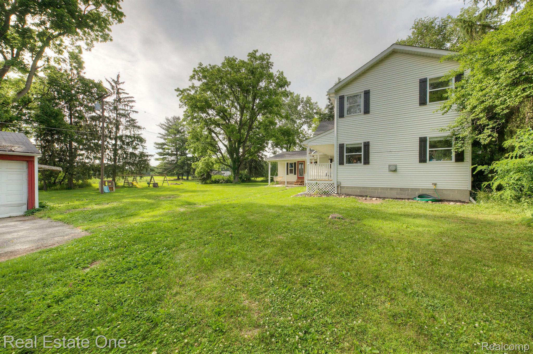6017 Byron Road Howell, MI 48855 - Photo 20 of 94 Gallery Image 20