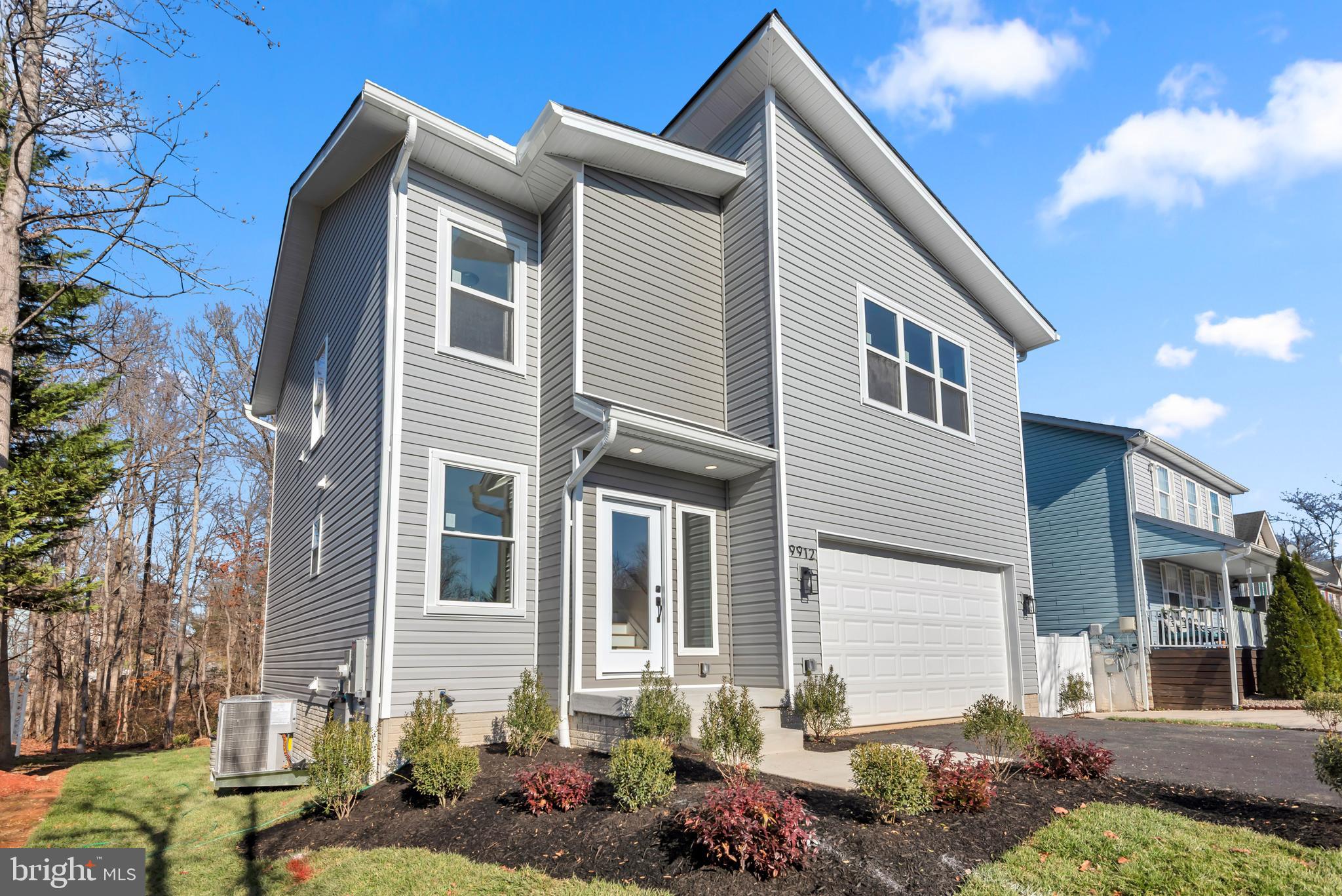 Welcome to 9912 Ridge