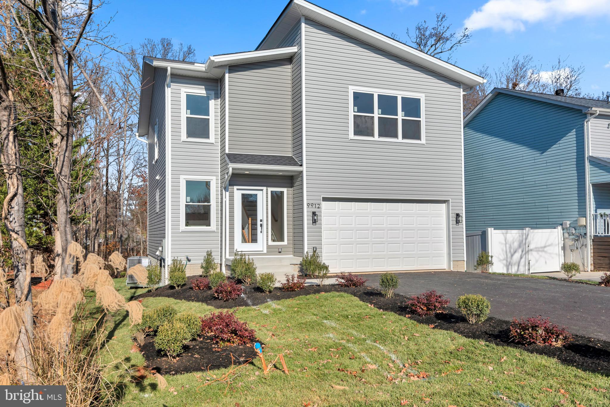 9912 Ridge Street Glenn Dale, MD 20769 - Photo 6 of 60 Professional Landscaped Yard