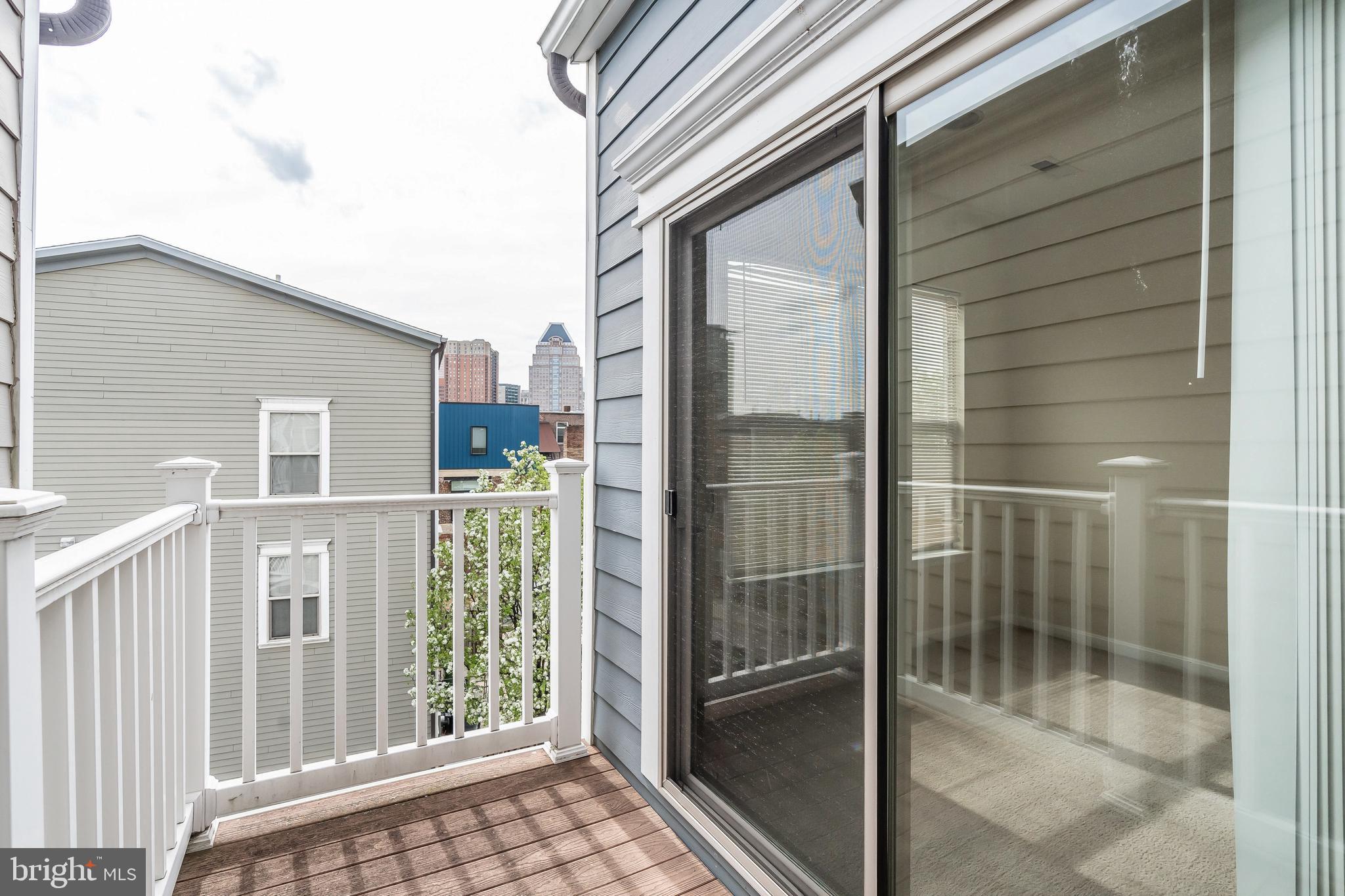 8 South Exeter Street, Unit 142 Baltimore, MD 21202 - Photo 36 of 43 Deck