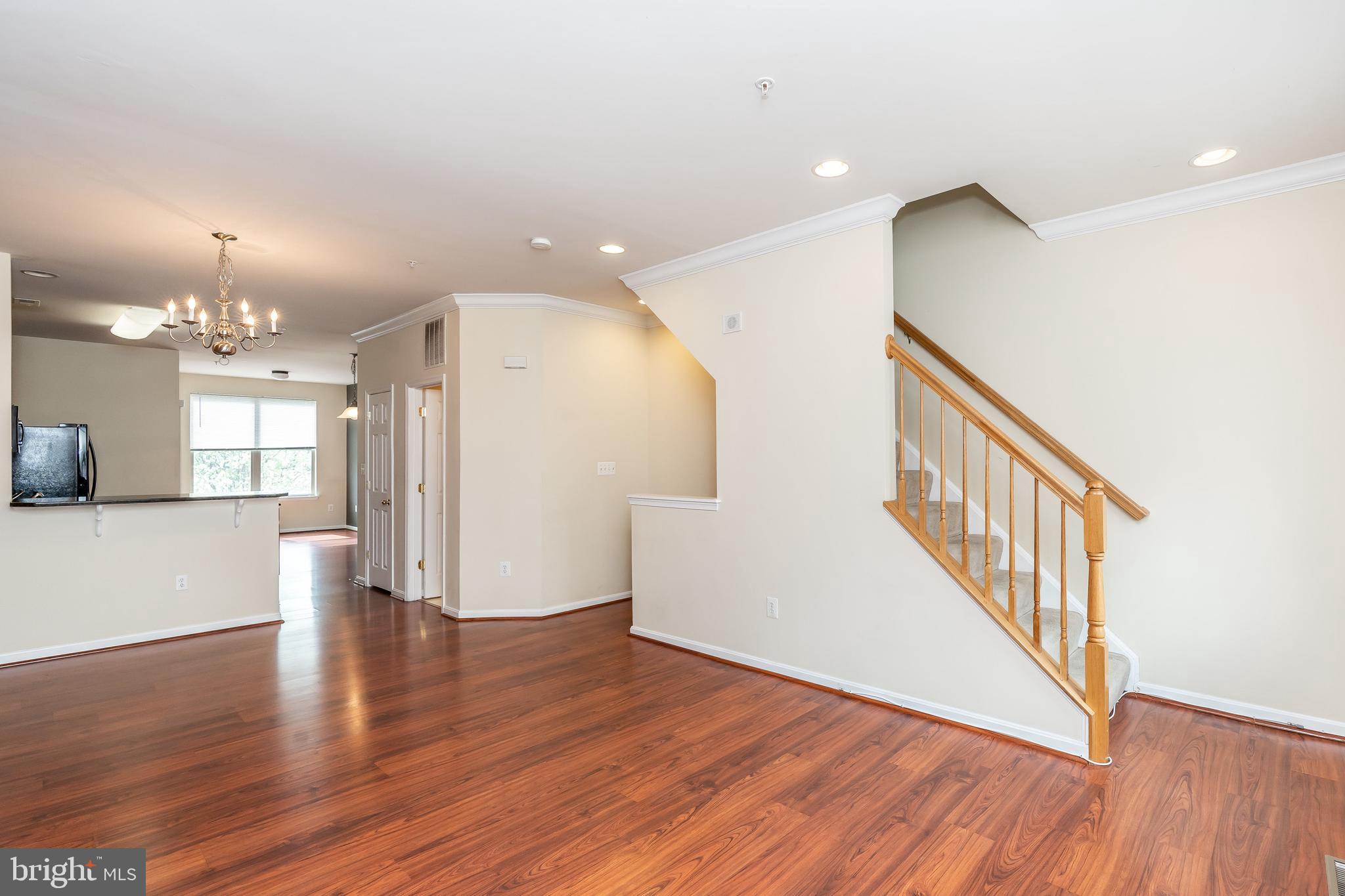 8 South Exeter Street, Unit 142 Baltimore, MD 21202 - Photo 10 of 43 2nd Level Living/ Dining/Kitchen