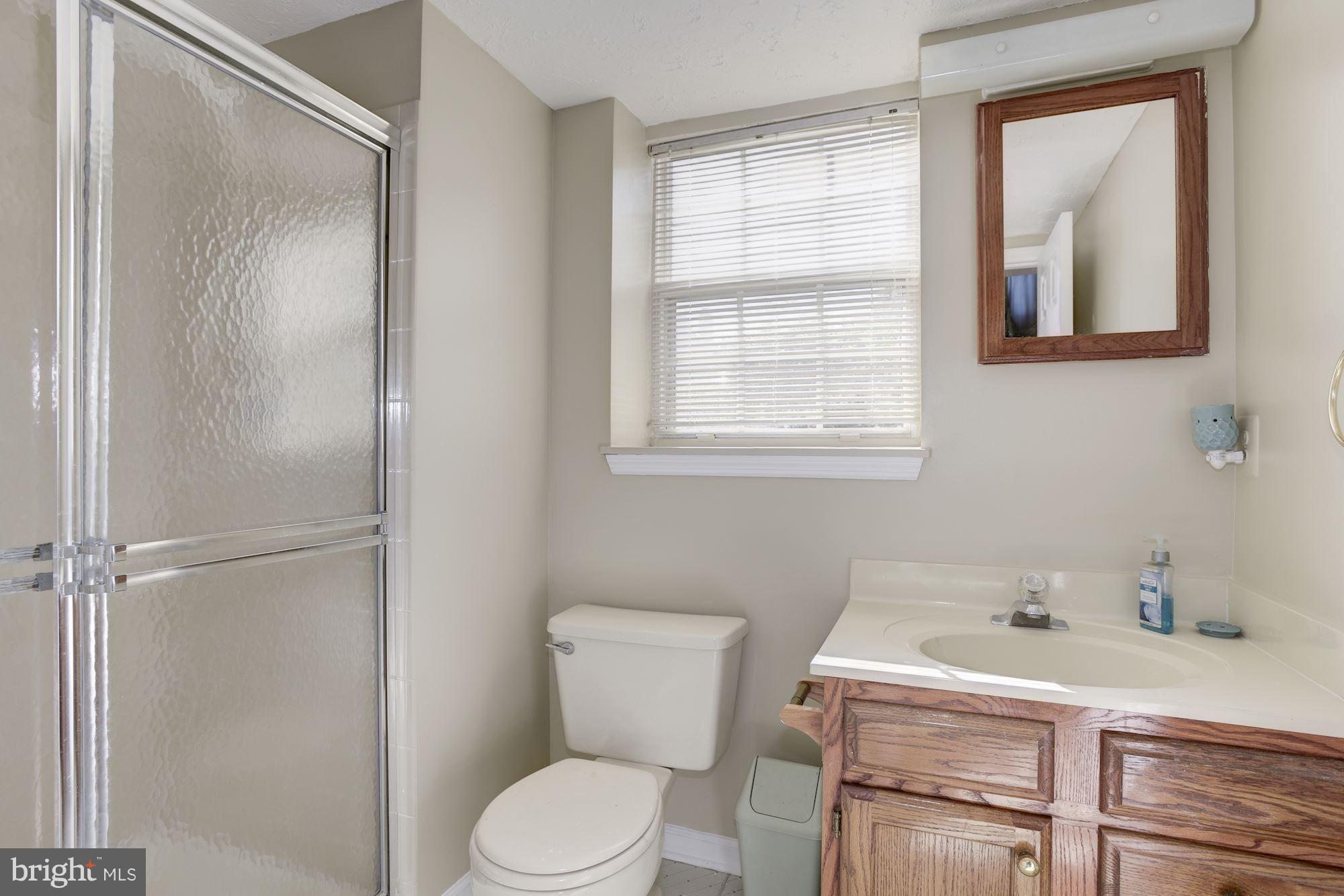 13968 Winding Ridge Lane Centreville, VA 20121 - Photo 23 of 30 Bath