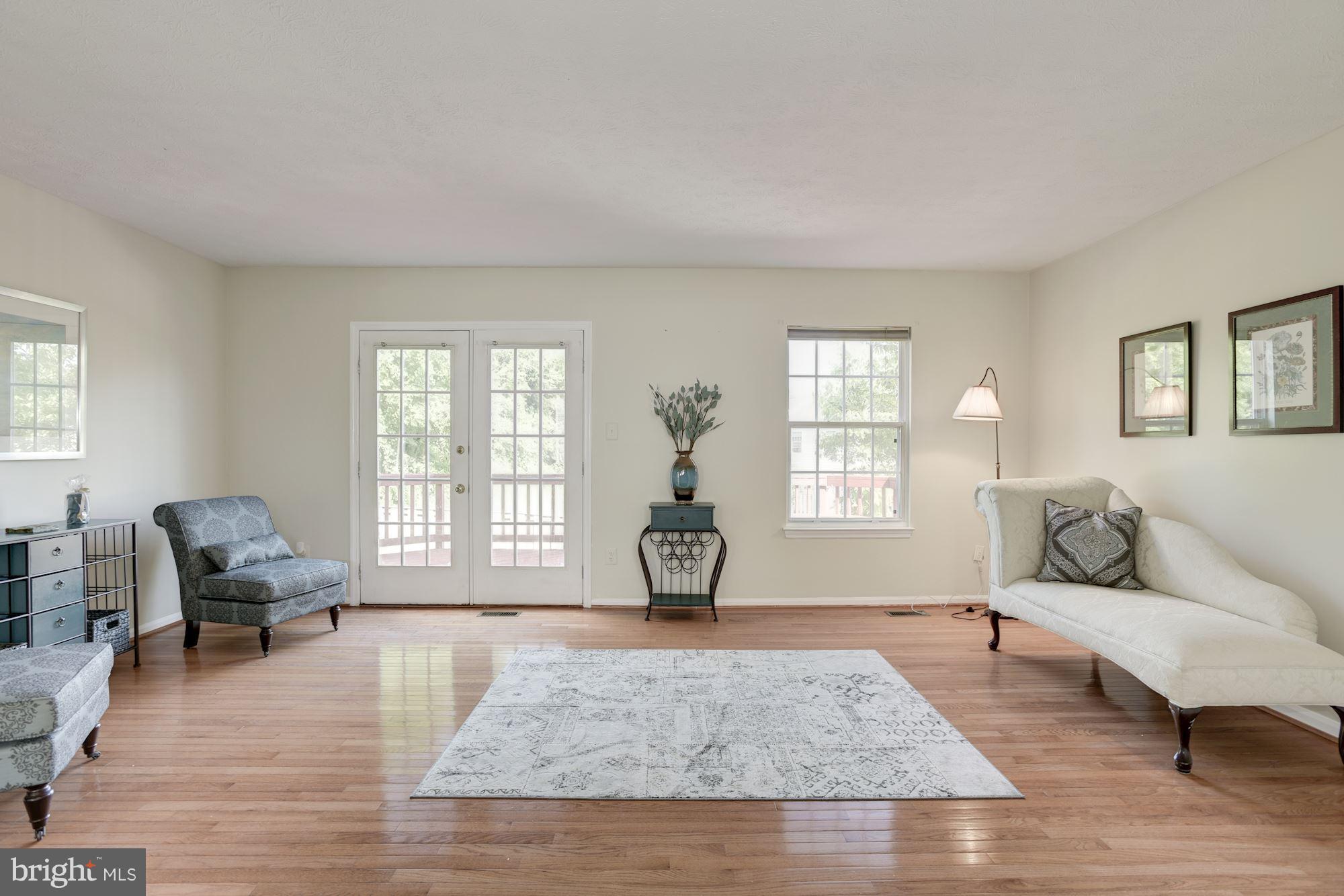 13968 Winding Ridge Lane Centreville, VA 20121 - Photo 9 of 30 Living Room
