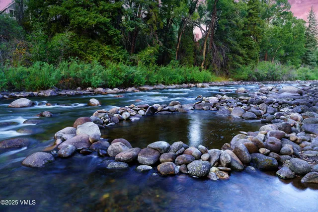 $5,250,000 | 35021 Highway 6, Edwards, CO 81632