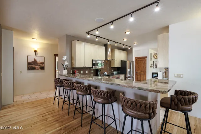 $5,250,000 | 35021 Highway 6, Edwards, CO 81632