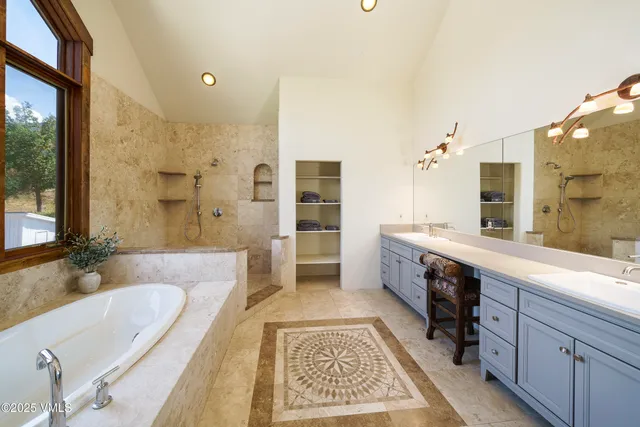 $5,250,000 | 35021 Highway 6, Edwards, CO 81632