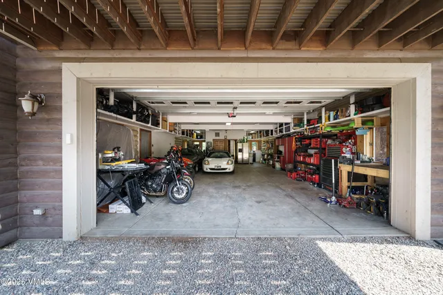 $5,250,000 | 35021 Highway 6, Edwards, CO 81632