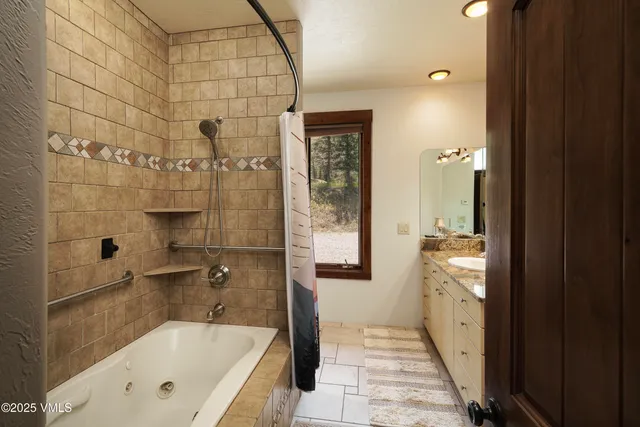 $5,250,000 | 35021 Highway 6, Edwards, CO 81632