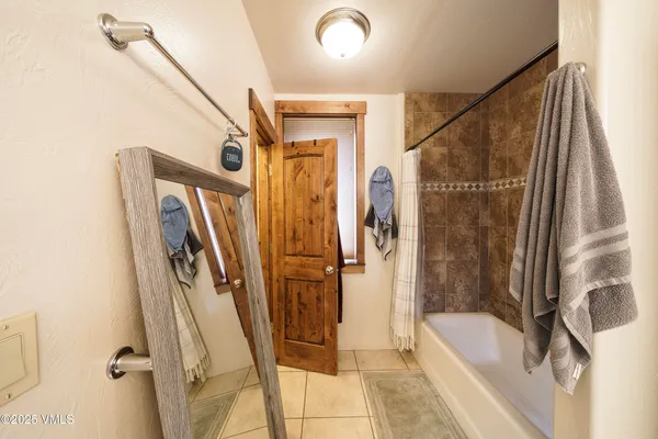 $5,250,000 | 35021 Highway 6, Edwards, CO 81632