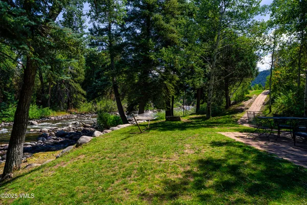 $5,250,000 | 35021 Highway 6, Edwards, CO 81632