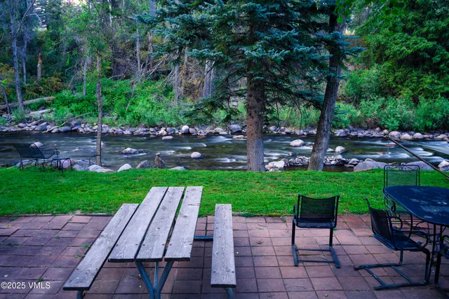 $5,250,000 | 35021 Highway 6, Edwards, CO 81632