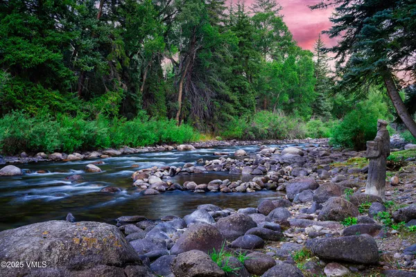 $5,250,000 | 35021 Highway 6, Edwards, CO 81632