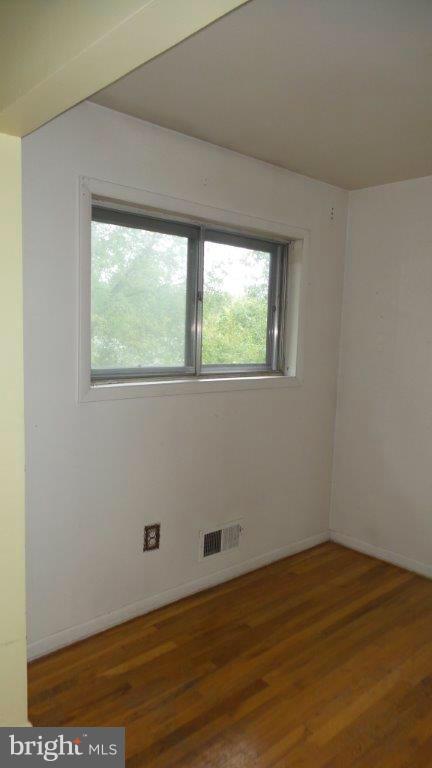 4314 Kinmount Road Lanham, MD 20706 - Photo 4 of 24 Interior (General)