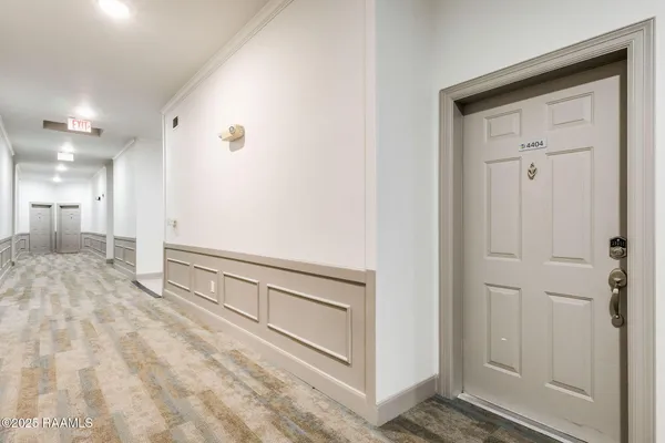 $239,000 | 201 Settlers Trace Boulevard, Unit 4404, Lafayette, LA 70508