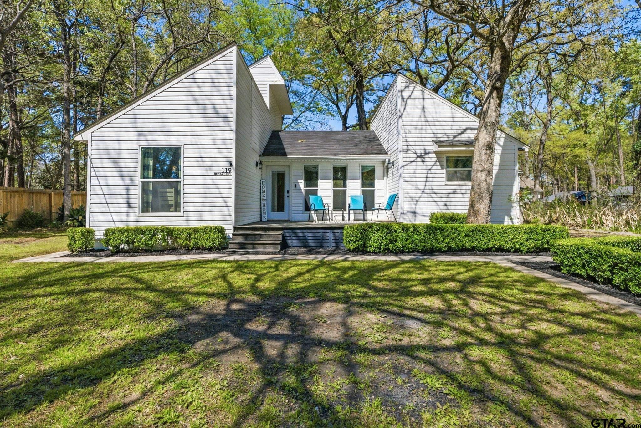 194 Deborah St  