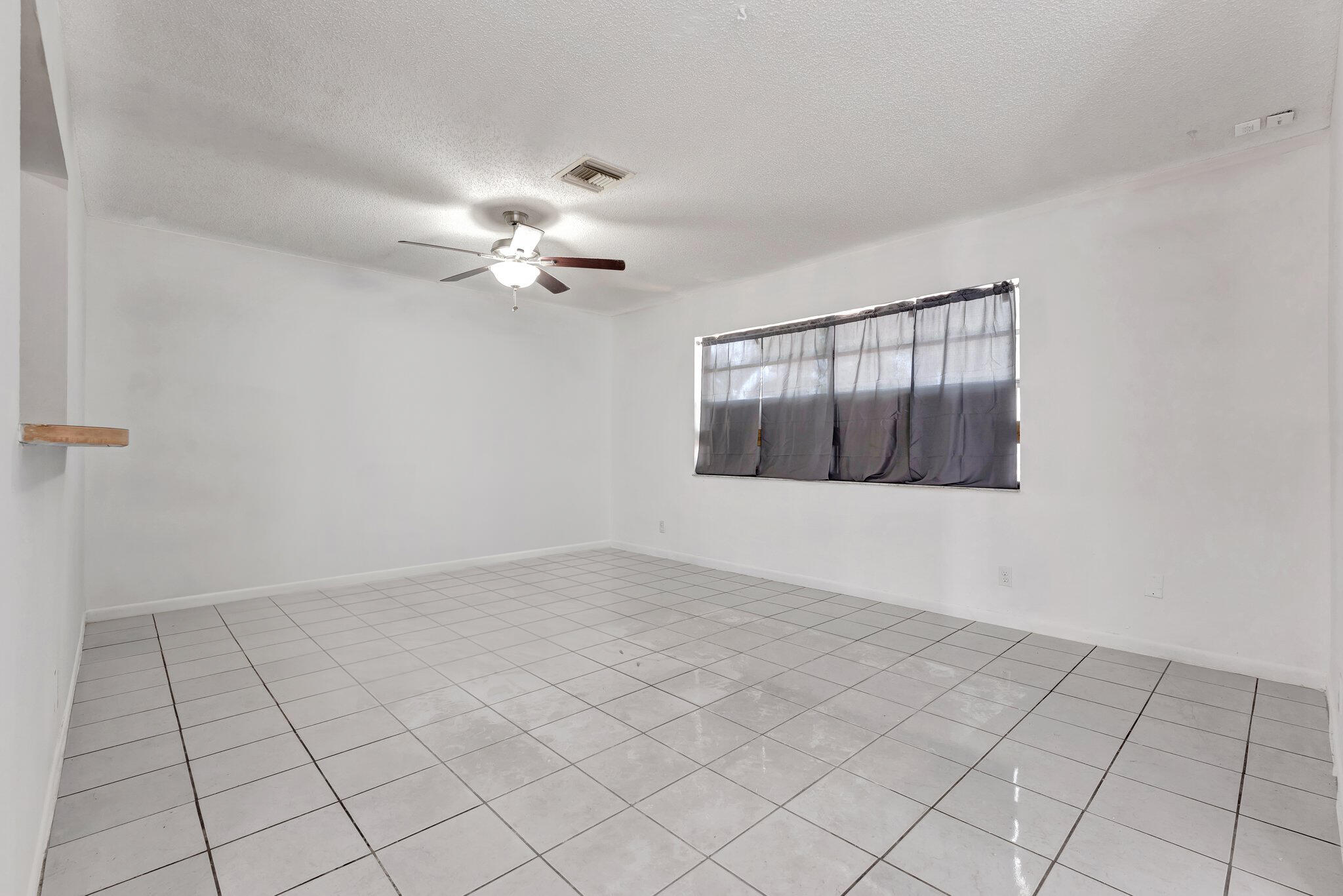 6160 Southwest 4th Street Margate, FL 33068 - Photo 11 of 31 23-web-or-mls-DSC01089