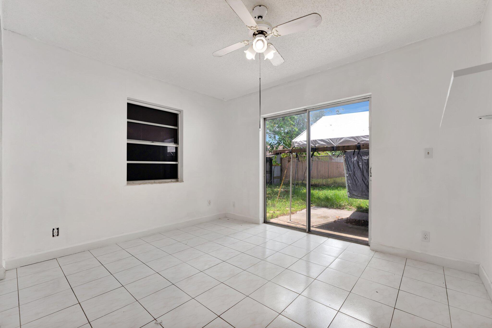6160 Southwest 4th Street Margate, FL 33068 - Photo 23 of 31 11-web-or-mls-DSC01029