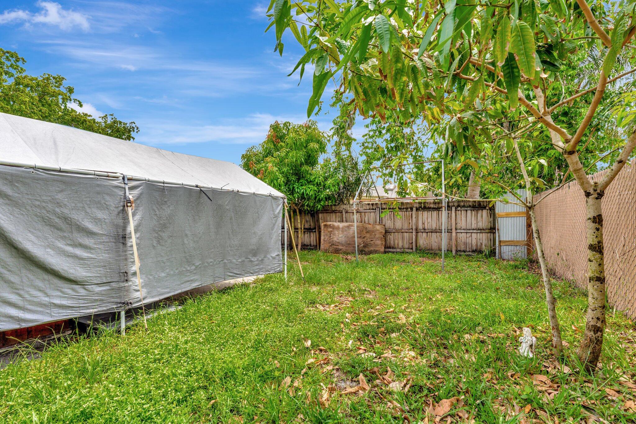 6160 Southwest 4th Street Margate, FL 33068 - Photo 29 of 31 30-web-or-mls-DSC01125