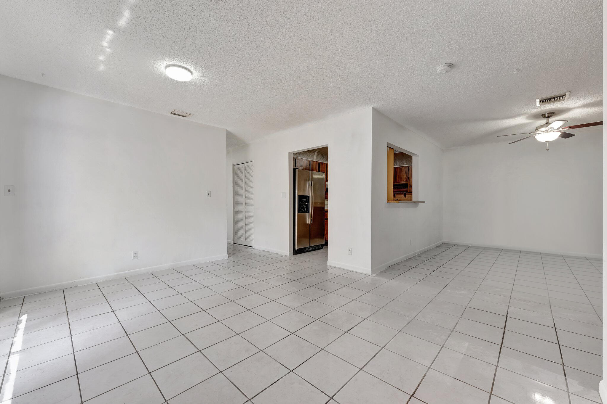 6160 Southwest 4th Street Margate, FL 33068 - Photo 9 of 31 21-web-or-mls-DSC01079