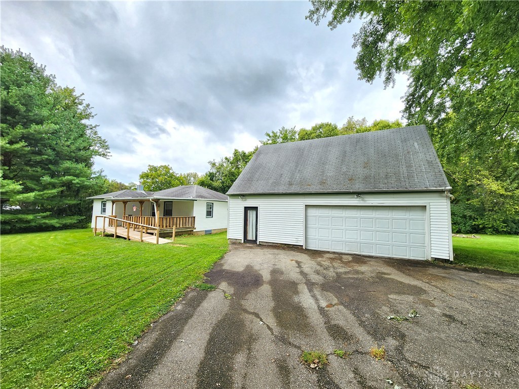 8355 Adams Road Troy, OH 45373 - Photo 17 of 26