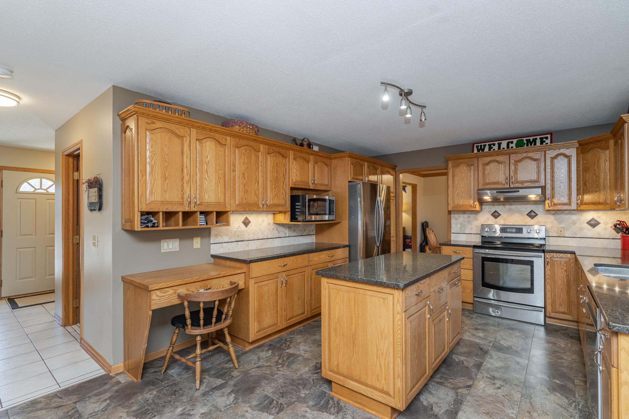 1521 Ridge Drive Northeast Rochester, MN 55906 - Photo 14 of 59