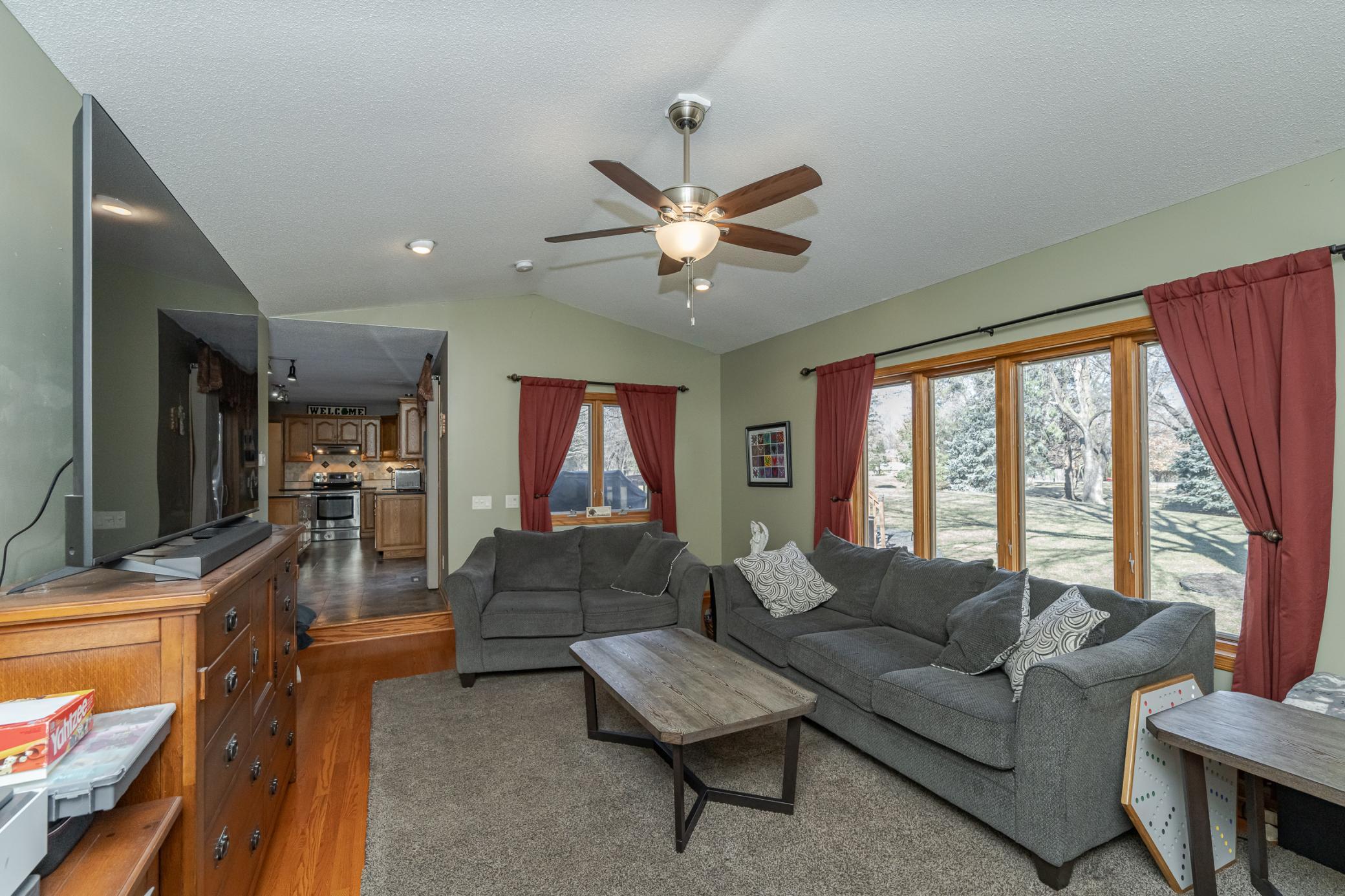 1521 Ridge Drive Northeast Rochester, MN 55906 - Photo 20 of 59