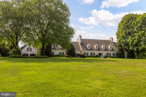 $3,950,000 | 11101 Piney Meetinghouse Road, Potomac, MD 20854