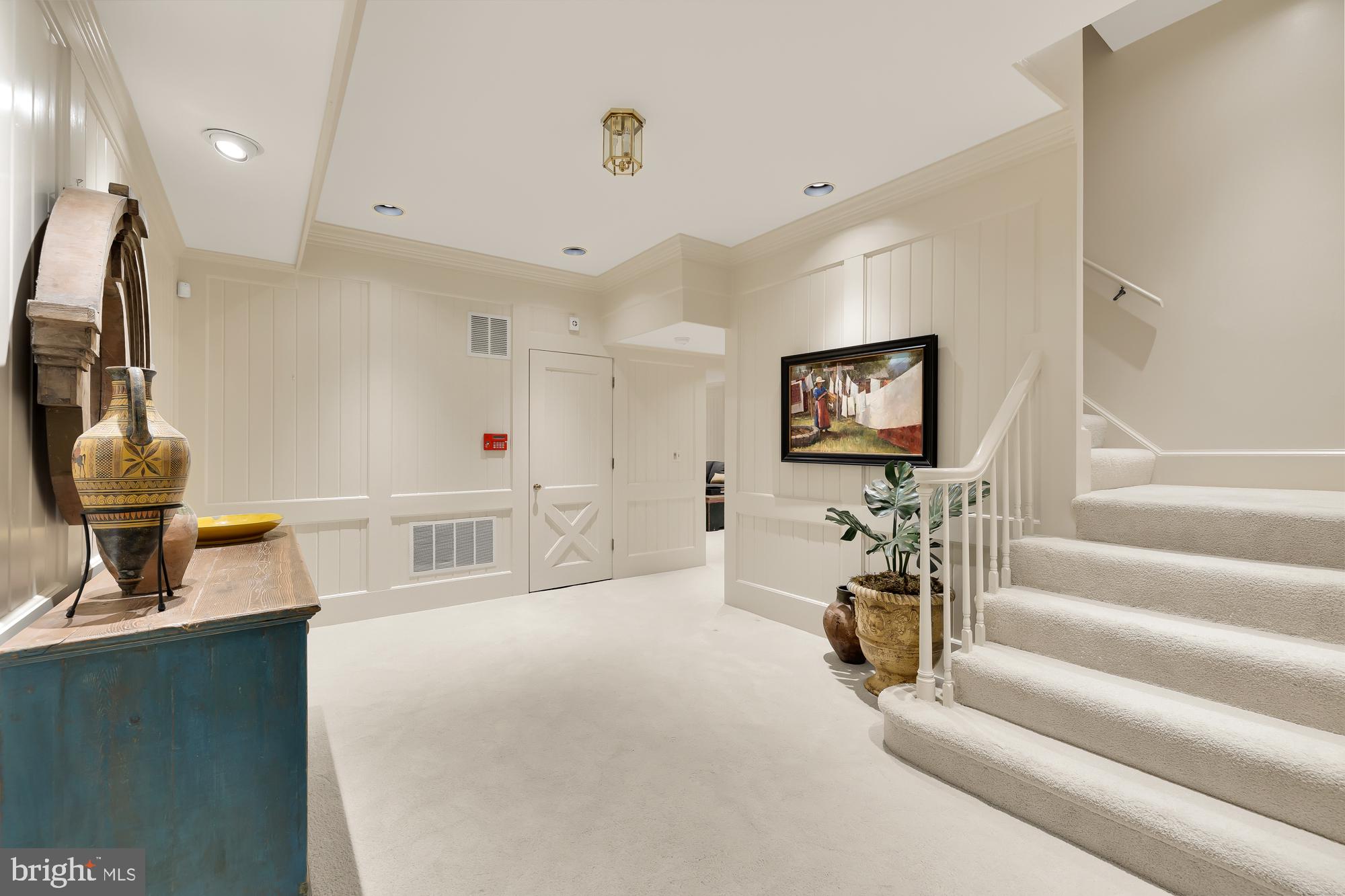 11101 Piney Meetinghouse Road Potomac, MD 20854 - Photo 52 of 96 Elegant entryway with inviting staircase.
