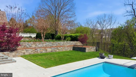 $3,950,000 | 11101 Piney Meetinghouse Road, Potomac, MD 20854