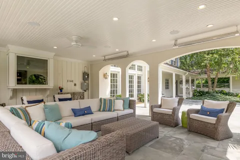 $3,950,000 | 11101 Piney Meetinghouse Road, Rockville, MD 20854